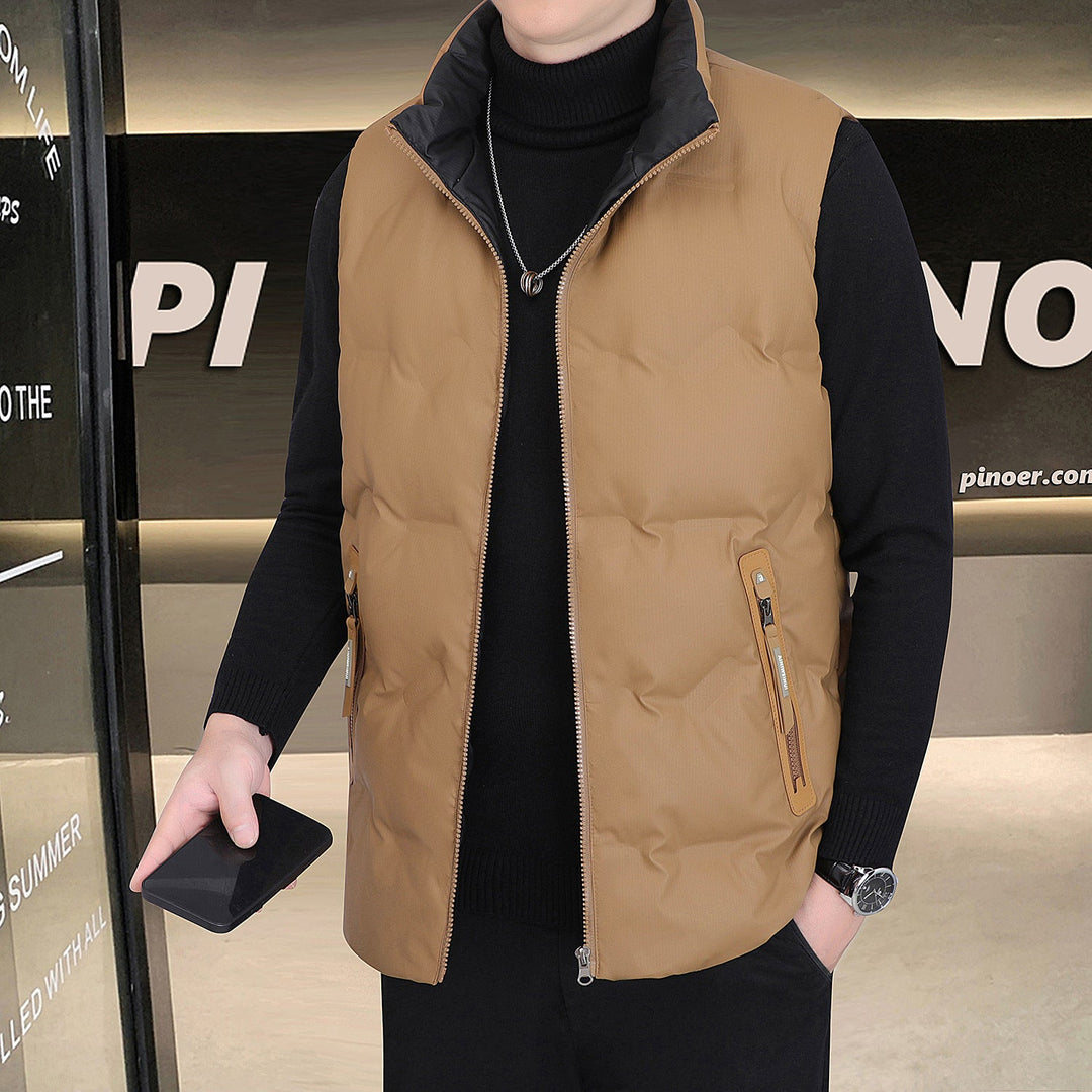 Men's warm down vest coat in black polyester fiber blend fabric